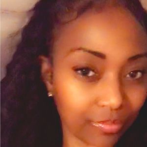 Meet your Posher, Rhonda